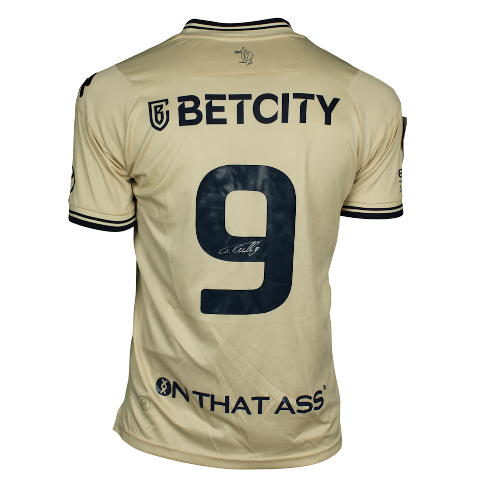 Törles Knöll FC Den Bosch shirt