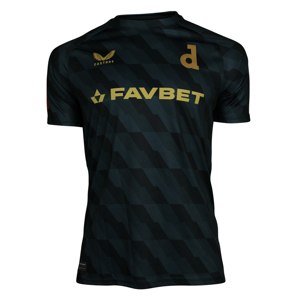 Marko Rog Dinamo Zagreb shirt