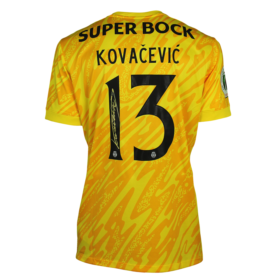 Vladan Kovačević Sporting CP shirt