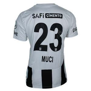 Ernest Muçi Beşiktaş JK shirt