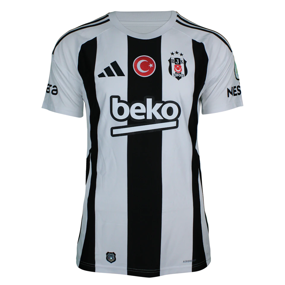 Ernest Muçi Beşiktaş JK shirt