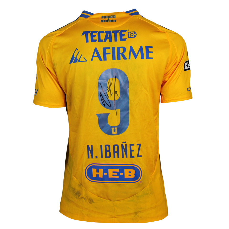 Nicolás Ibañez Tigres UANL jersey