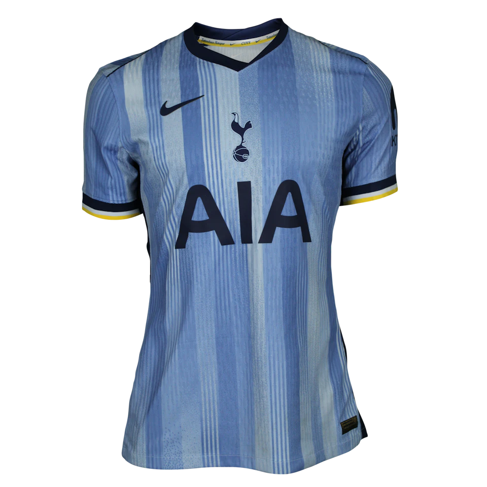 来自Tottenham Hotspur的Djed Spence球衣
