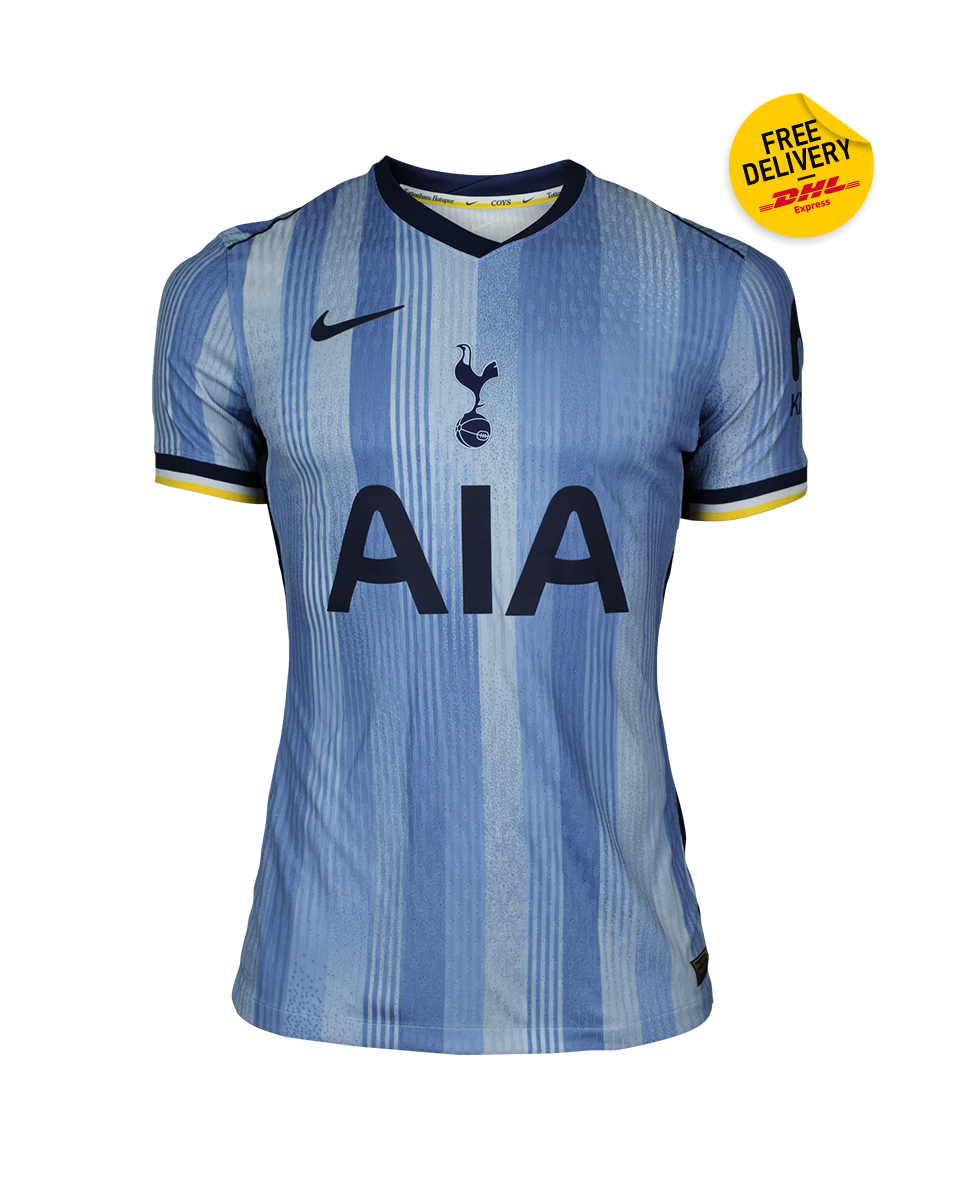 背中にスマイルマーク！トッテナムにNIKE新作トレーニングウェアが登場