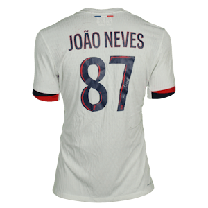 Paris Saint-Germain 팀의 João Neves 셔츠