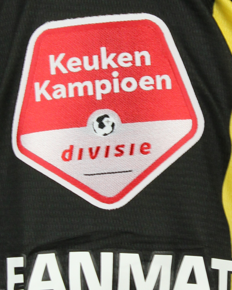 Giovanni van Zwam Vitesse shirt