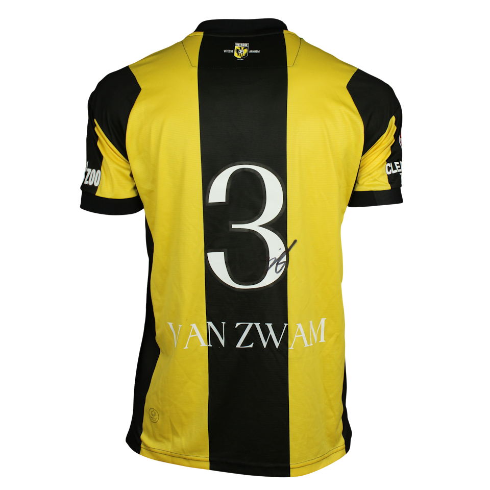 Giovanni van Zwam Vitesse shirt