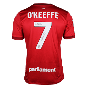 Barnsley 팀의 Corey O'Keeffe 셔츠