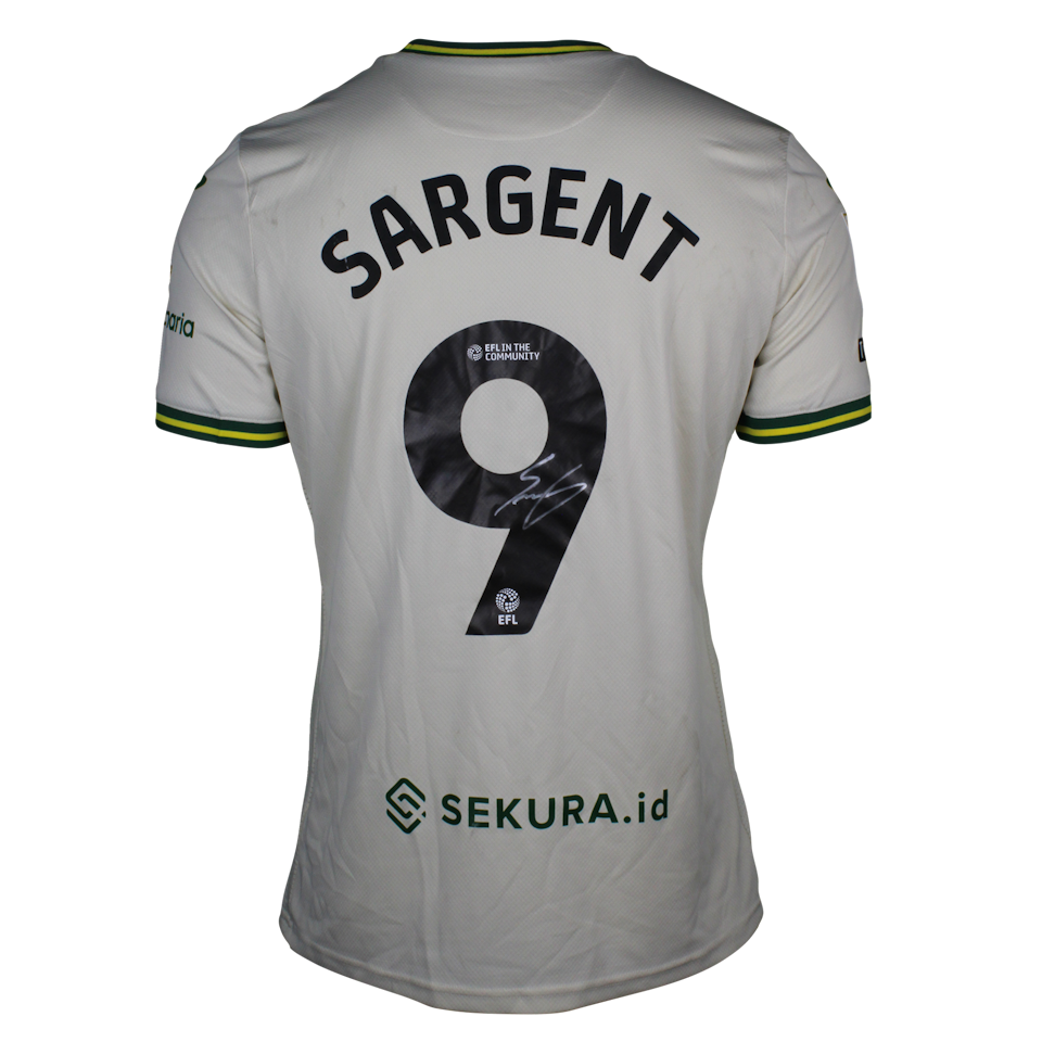 Joshua Sargent Norwich City shirt