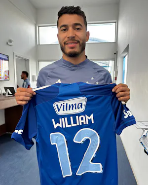 William de Asevedo Furtado Cruzeiro camisa.