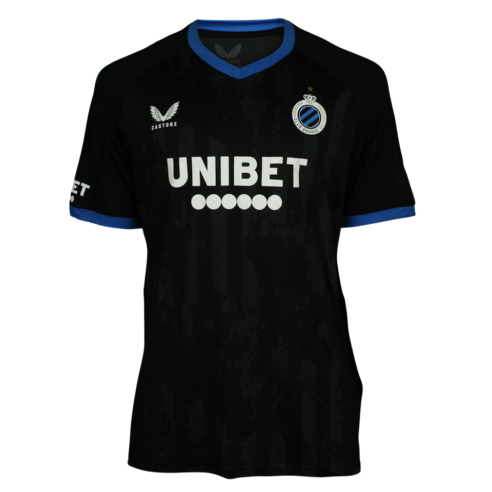Raphael Onyedika Club Brugge forması