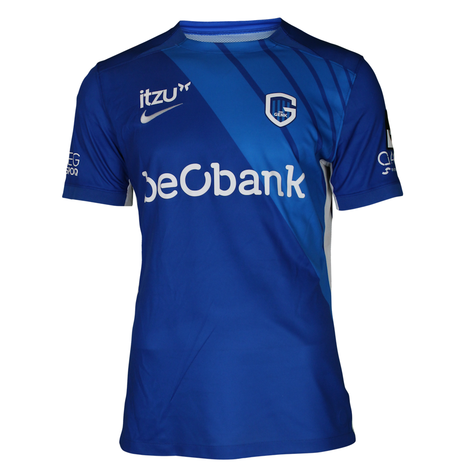 KRC Genk 팀의 Mujaid Sadick Aliu 셔츠