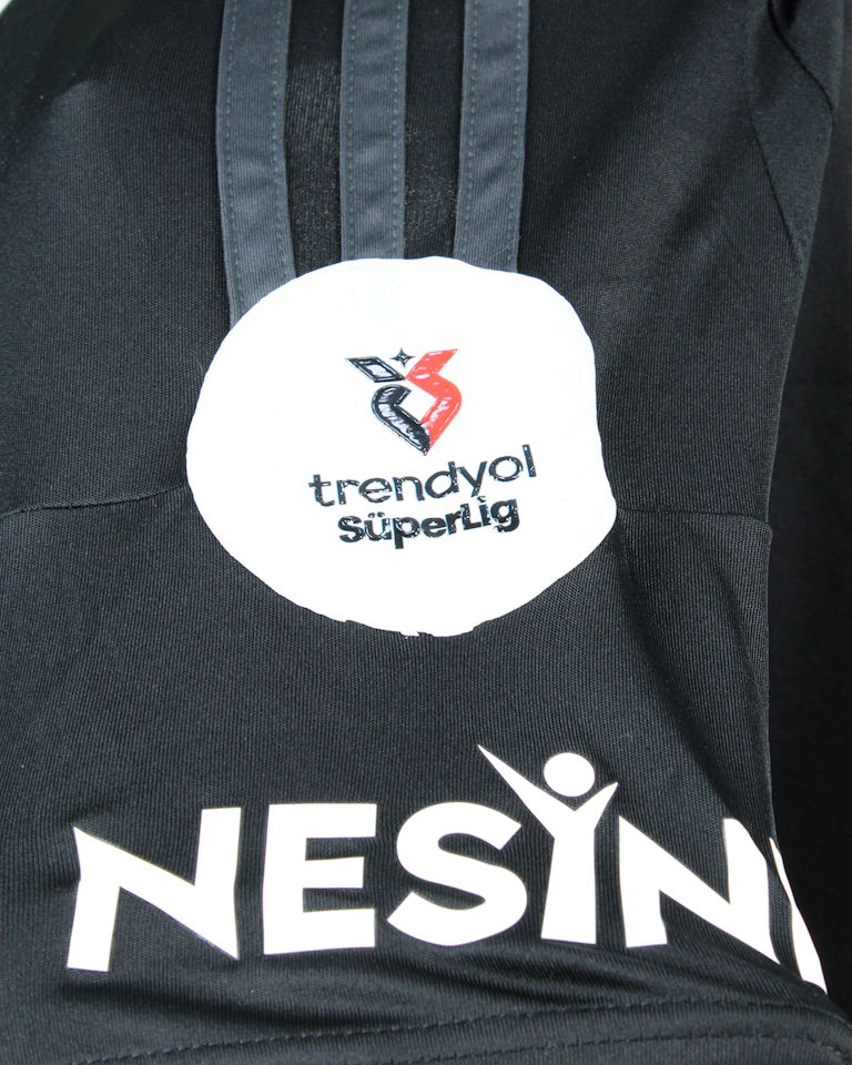 Jean Onana Beşiktaş JK shirt