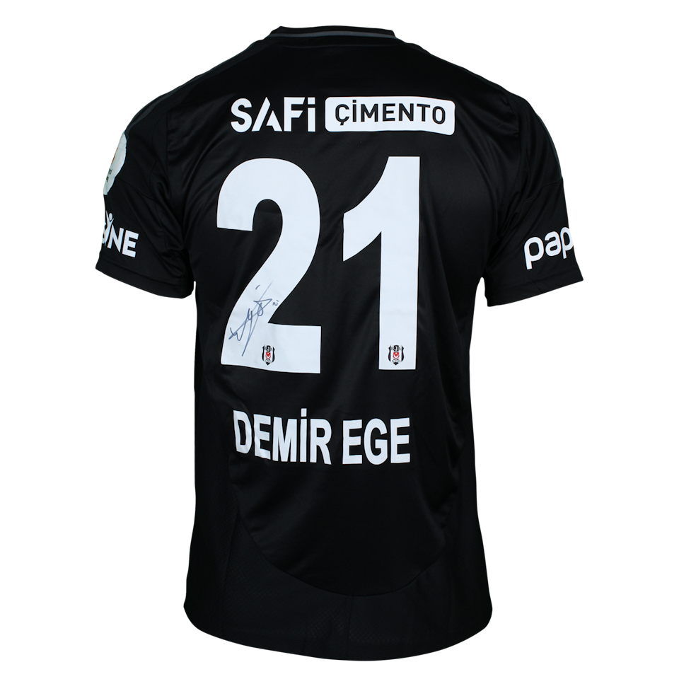 Demir Ege Tıknaz Beşiktaş JK shirt