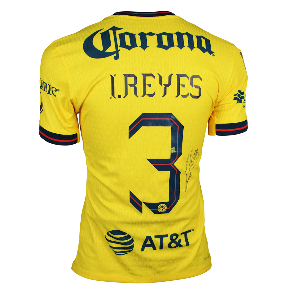 Israel Reyes Club América shirt