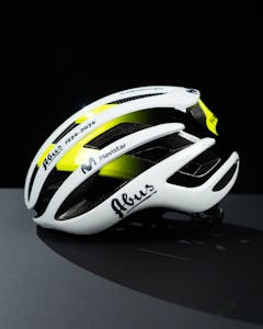 Floortje Mackaij | ABUS AirBreaker