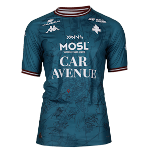 Squad Signed Shirt - 3