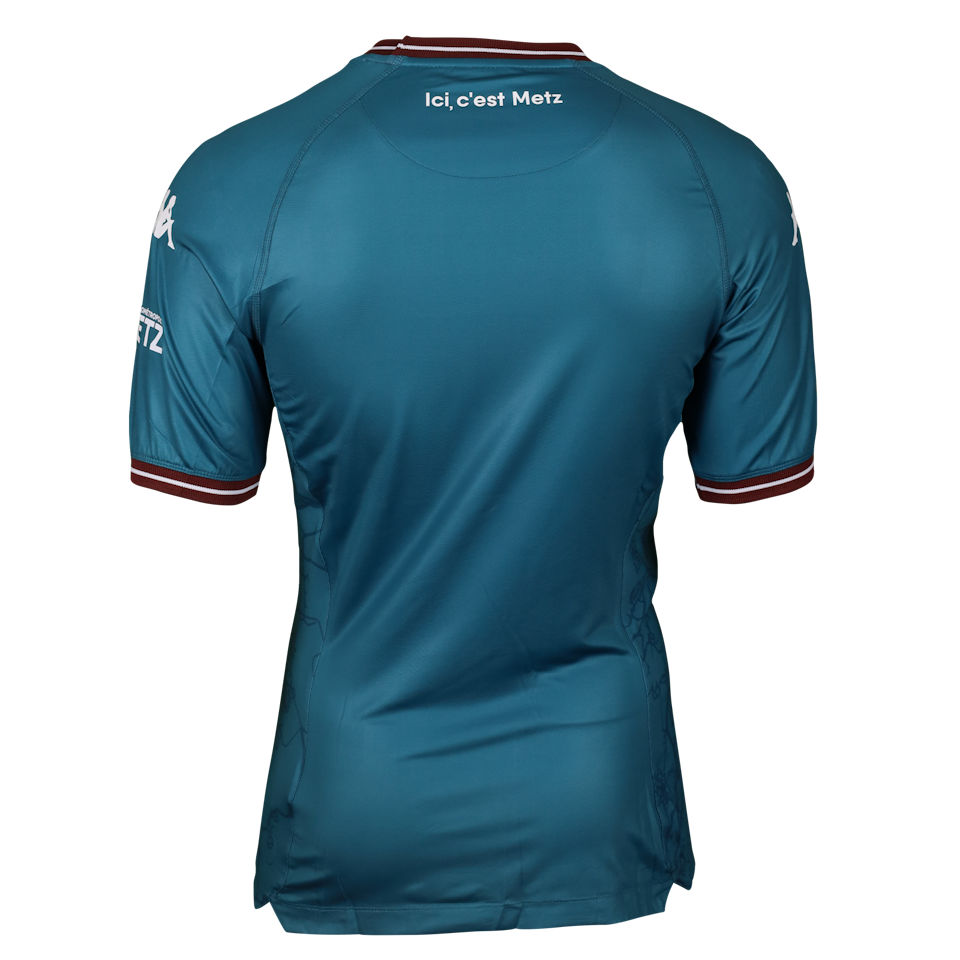Squad Signed Shirt - 3