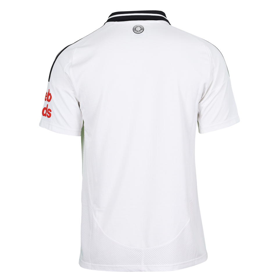Squad Signed Shirt - 4