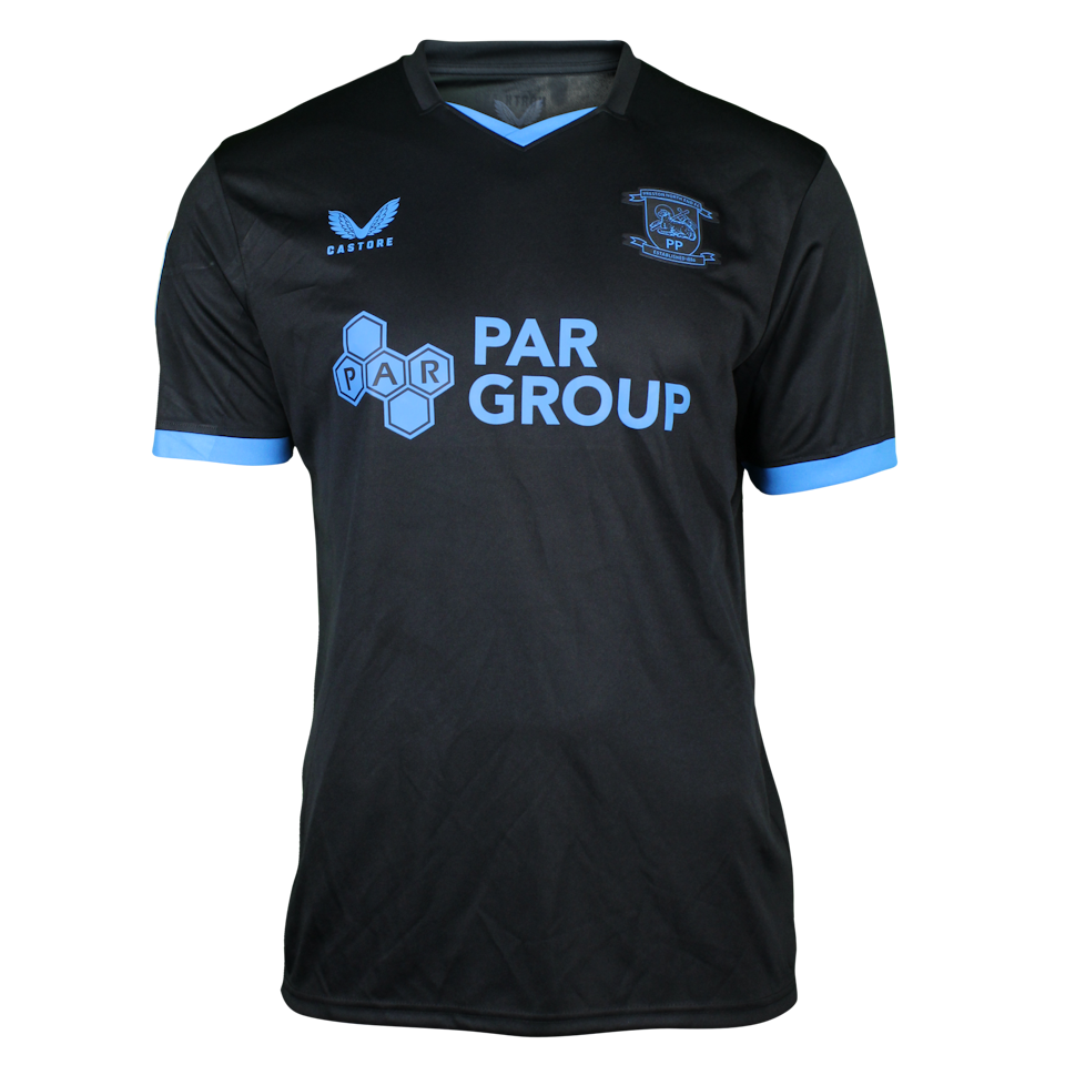 Preston North End-Trikot von Patrick Bauer