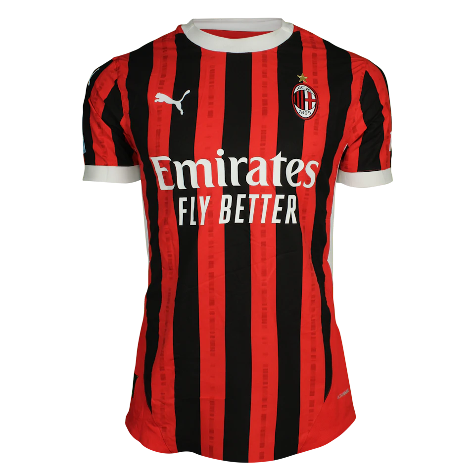 Samuel Chukwueze AC Milan camisa.