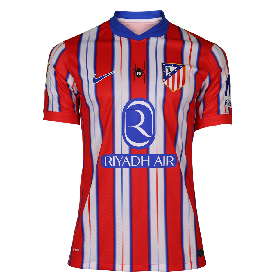 Limited Edition Signed Julián Alvarez Shirt - 015/919 