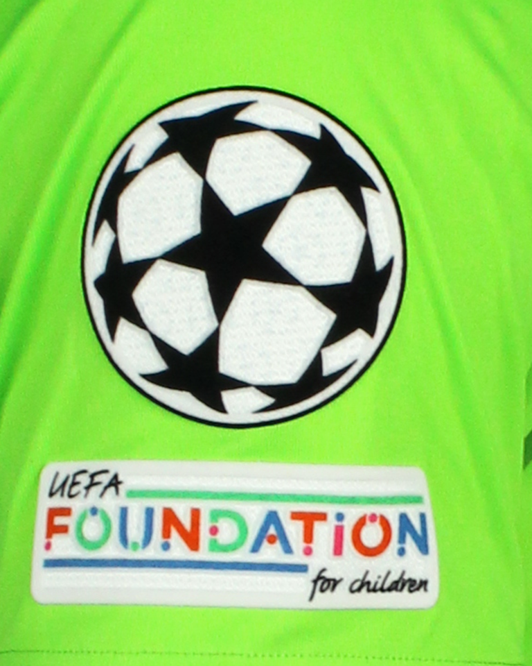 Ivan Nevistić Dinamo Zagreb camisa.