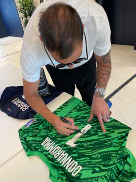 Paris Saint-Germain-Trikot von Gianluigi Donnarumma