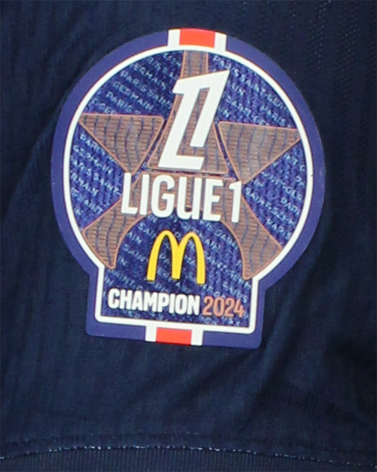Warren Zaire Emery Paris Saint-Germain shirt