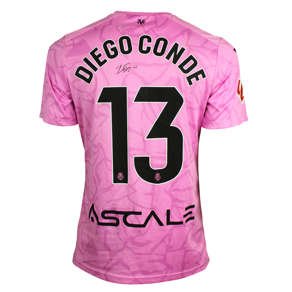 Diego Conde Villarreal CF shirt
