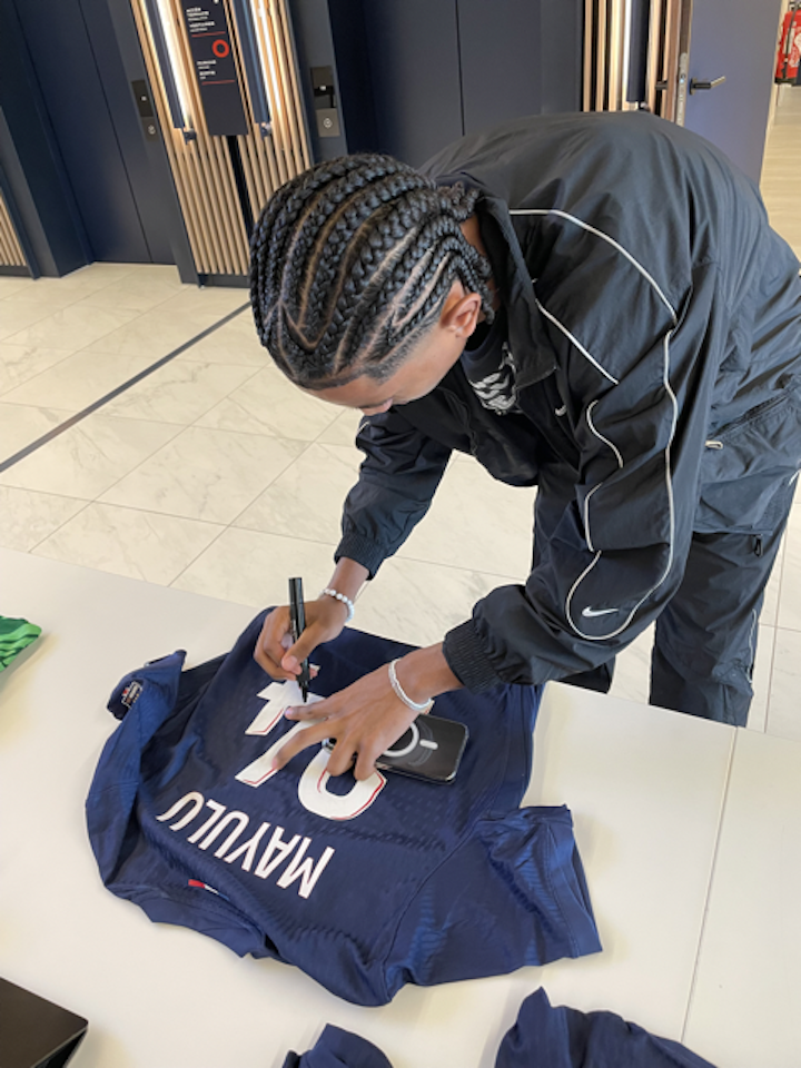 Maillot de Senny Mayulu (Paris Saint-Germain)