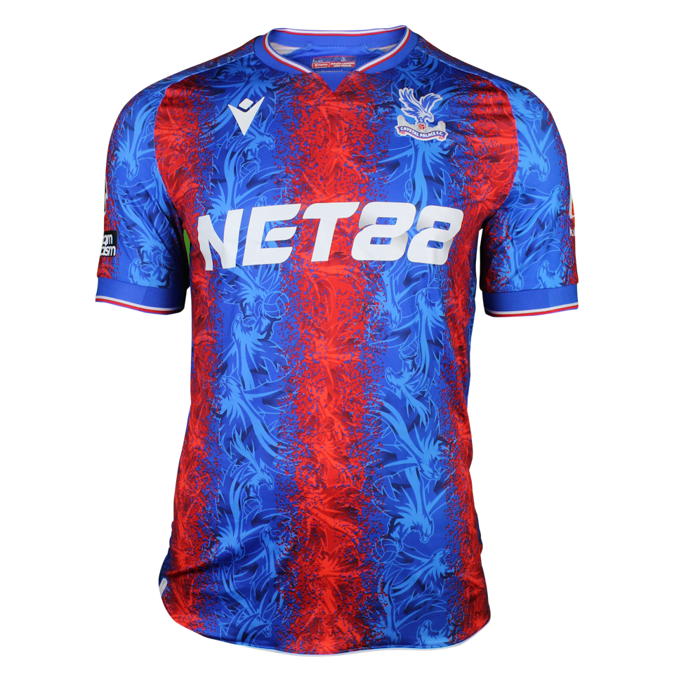 Daniel Muñoz Mejía Crystal Palace camisa.
