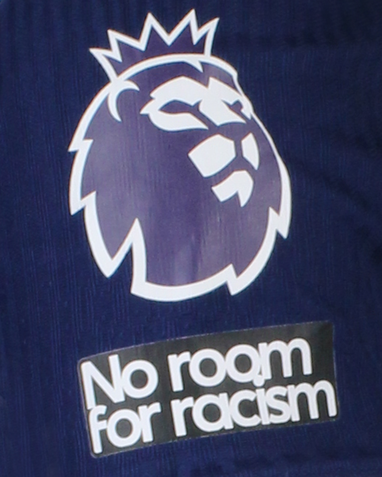 Radu Drăgușin Tottenham Hotspur shirt