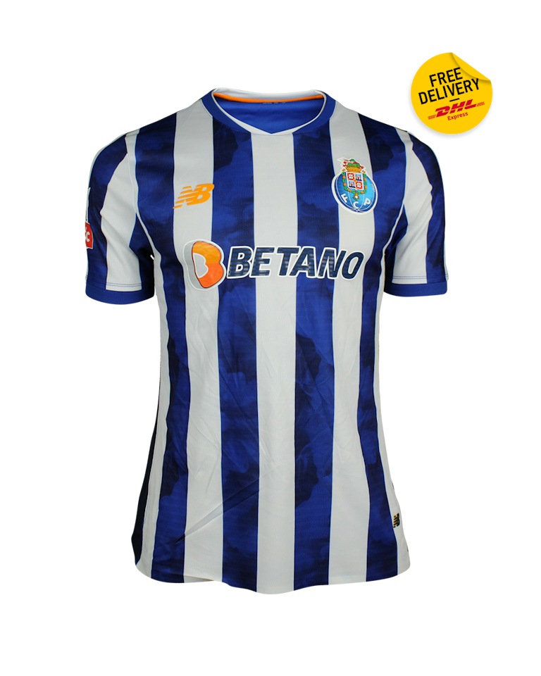 Pepê FC Porto shirt