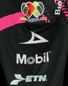 Ezequiel Unsain Necaxa jersey