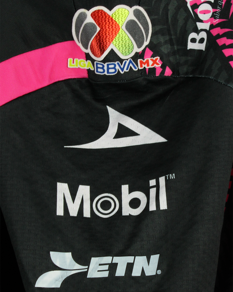 Ezequiel Unsain Necaxa jersey