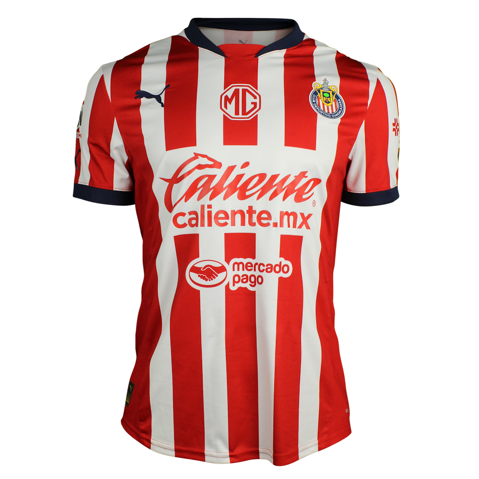 Roberto Alvarado Chivas Guadalajara jersey