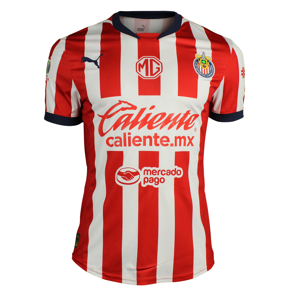 Chivas Guadalajara 팀의 Alan Mozo Rodríguez 셔츠