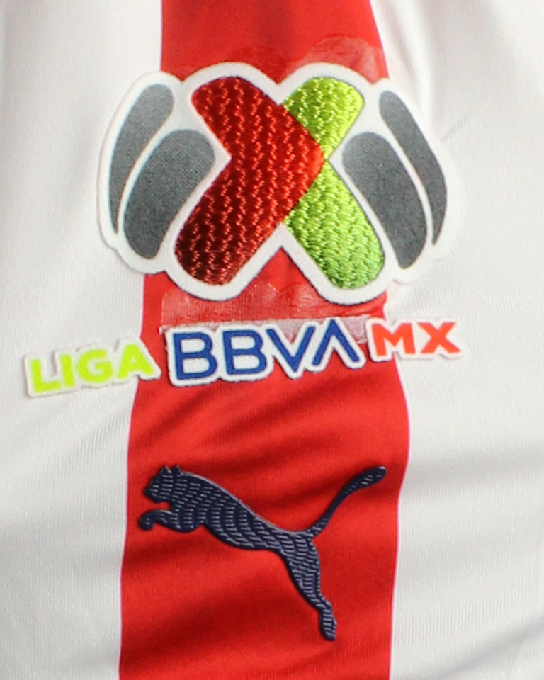 Chivas Guadalajara 팀의 Alan Mozo Rodríguez 셔츠