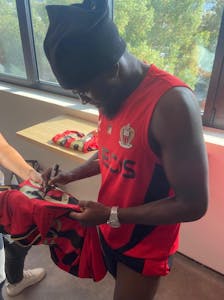 Tanguy Ndombele OGC Nice forması