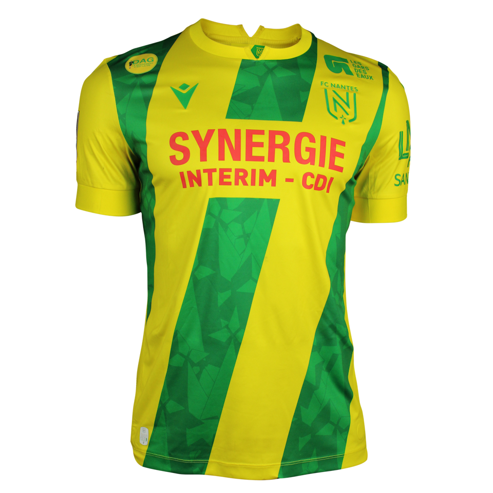 Douglas Augusto FC Nantes shirt