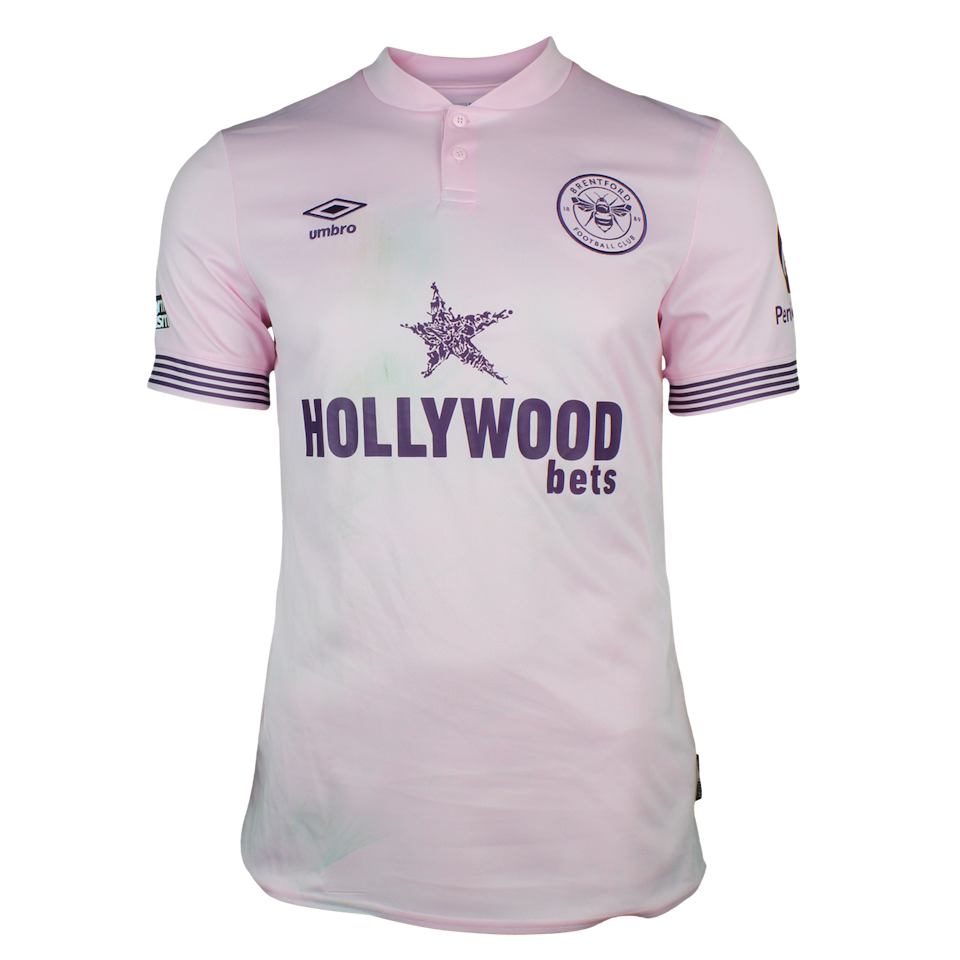 Bryan Mbeumo Brentford shirt