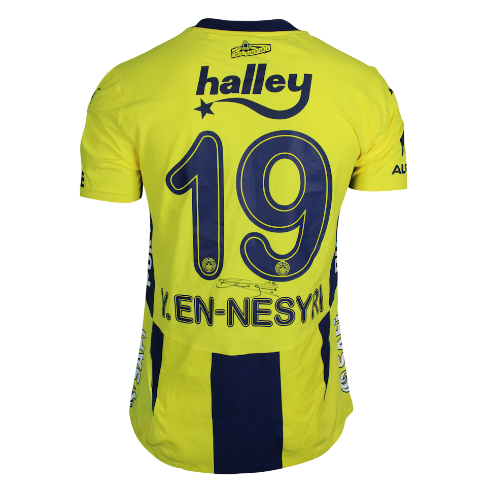 Youssef En-Nesyri Fenerbahçe shirt