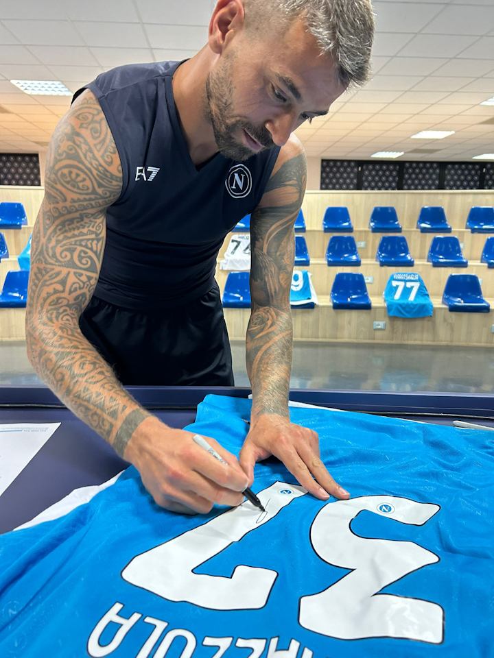 Leonardo Spinazzola Napoli shirt