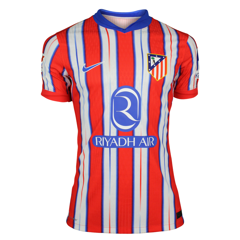 Reinildo Atlético de Madrid camisa.