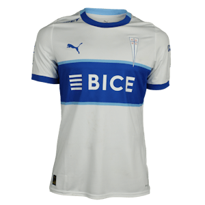 Clemente Montes Universidad Católica camisa.