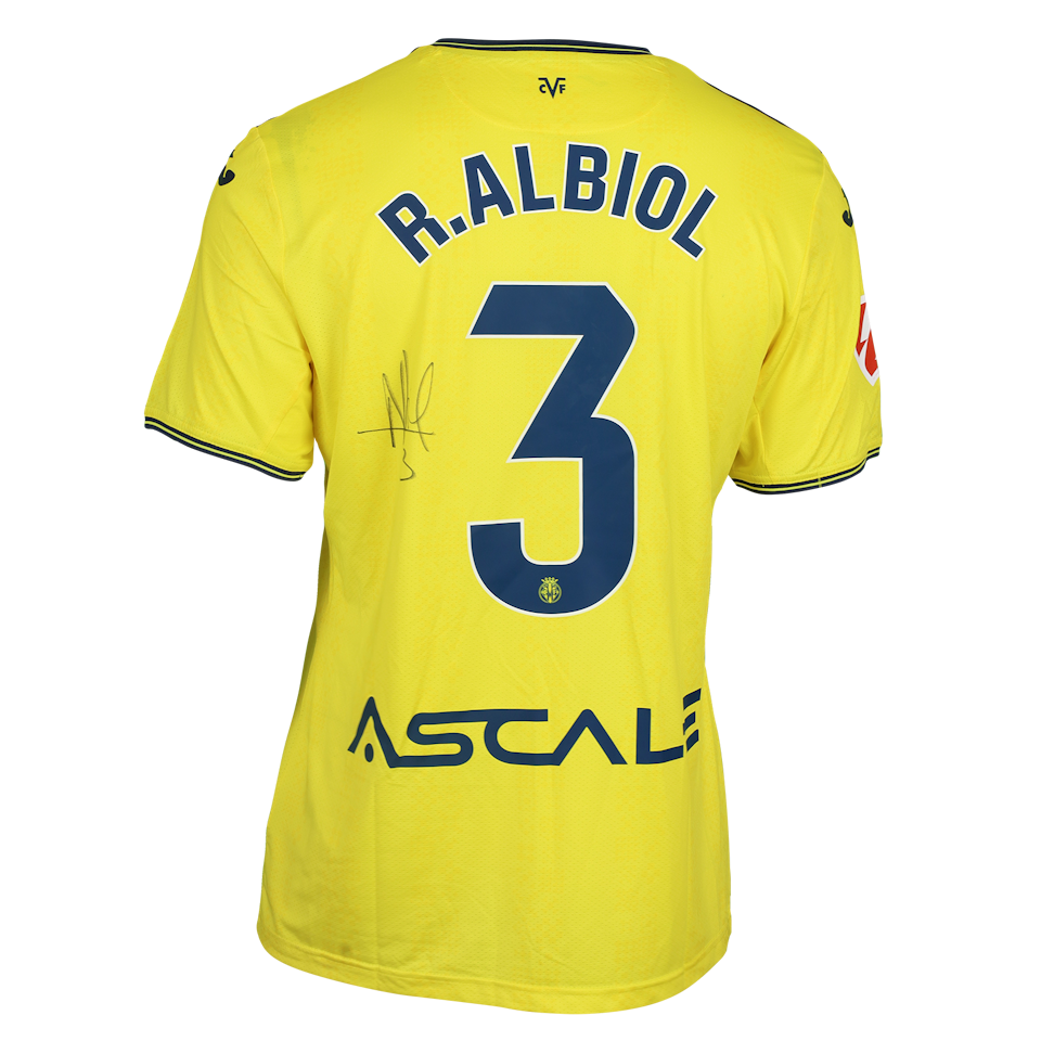 Raúl Albiol Villarreal CF jersey