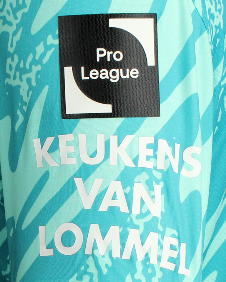 Nick Gillekens  KVC Westerlo shirt