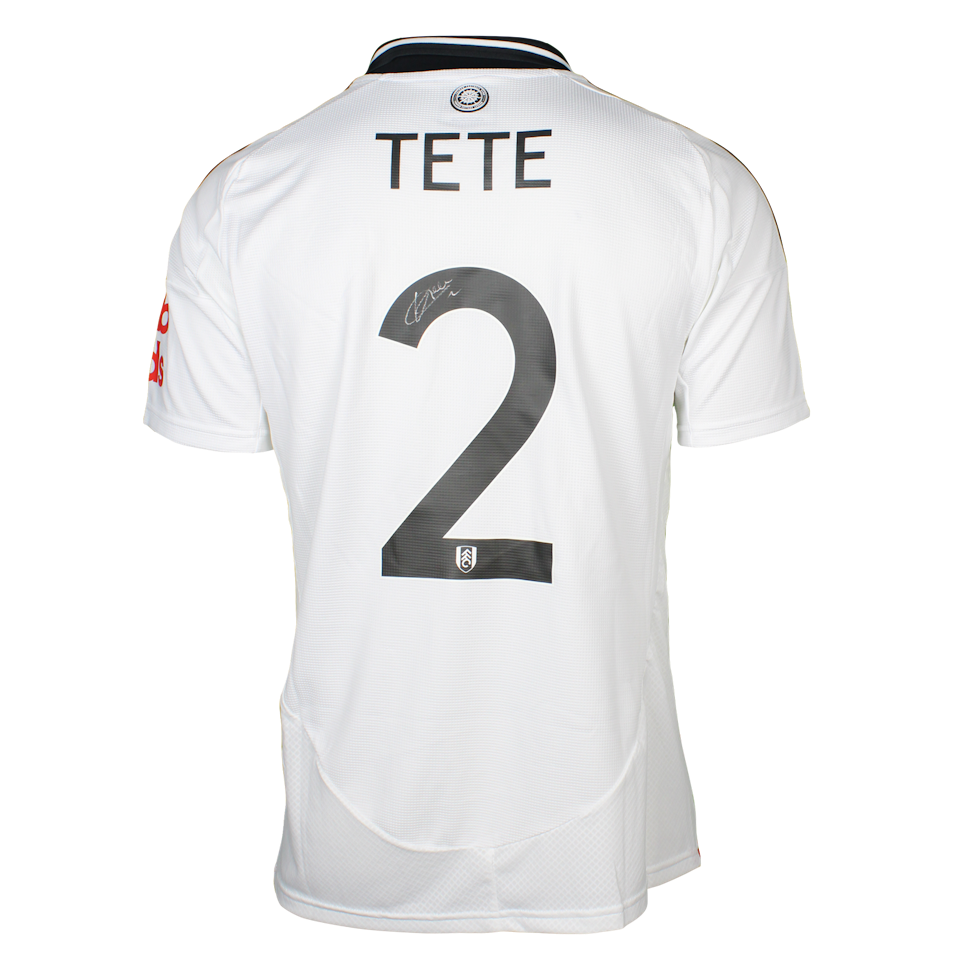 Kenny Tete Fulham shirt