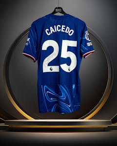 Moisés Caicedo Chelsea jersey